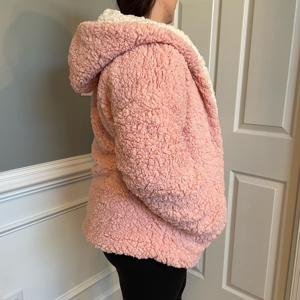 REVERSIBLE Fluffy Teddy Pink and Ivory Jacket - Picture 5 of 8
